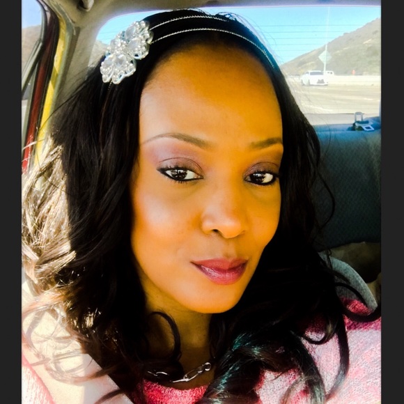 💞Hello I’m Vee Bee💞 - Picture 1 of 1